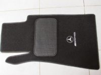 Karpet Mercedes Benz W202 Bahan Beludru Super Logo AMG Warna Hitam