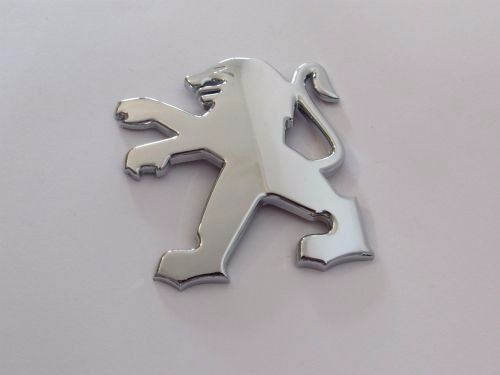 Emblem Logo Peugeot 206 Belakang