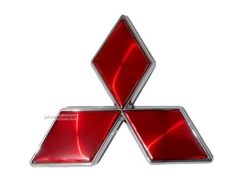 Emblem Logo Mitsubishi Tiga Berlian Warna Merah Ukuran 3.2x2.8cm