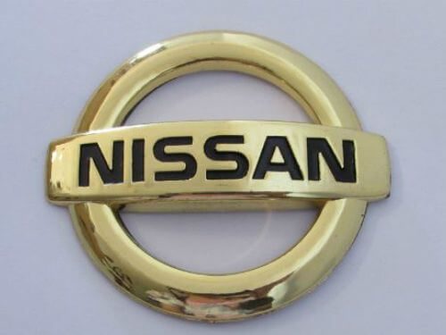 Emblem Logo Nissan Warna Gold Ukuran 8.3x7.3cm