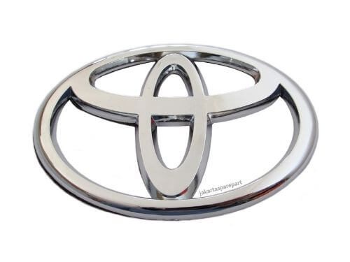 Emblem Logo Toyota Warna Chrome Ukuran 12.2x8.3cm