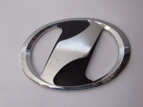 Emblem Logo Toyota Vitz Warna Chrome Hitam Ukuran 15x10.3cm