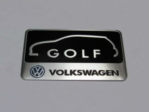 Emblem Tempel VOLKSWAGEN GOLF Ukuran 8x5.2cm