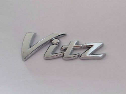 Emblem Tulisan Vitz Warna Chrome Ukuran 10.7x4.2cm Untuk Toyota