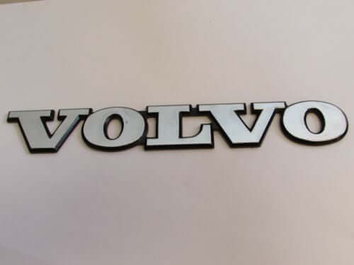 Emblem Tulisan Volvo Warna Chrome Ukuran 21.7x3.2cm