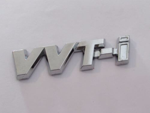 Emblem Tulisan VVT-i Warna Full Chrome Ukuran 2.2x1.8cm Untuk Toyota