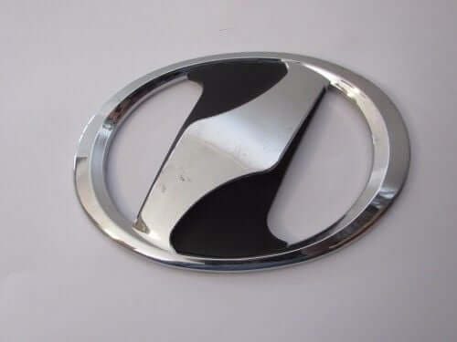 Emblem Logo Toyota Vitz Warna Chrome Hitam Ukuran 13x8.9cm