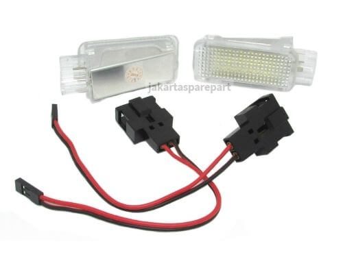 Lampu LED Courtesy Audi A2, A3, A4, A5, A6, A7, A8, RS4, RS6, R8, Q7, TT/TTS 8N, 8J