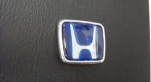 Emblem Logo Honda Warna Biru Ukuran 7.5×6.3cm