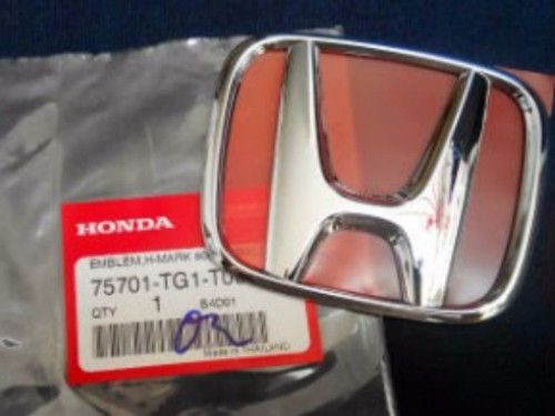 Emblem Logo Belakang Honda Brio Warna Merah Ukuran 10x8cm