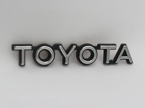 Emblem Tulisan TOYOTA Warna Hitam Chrome