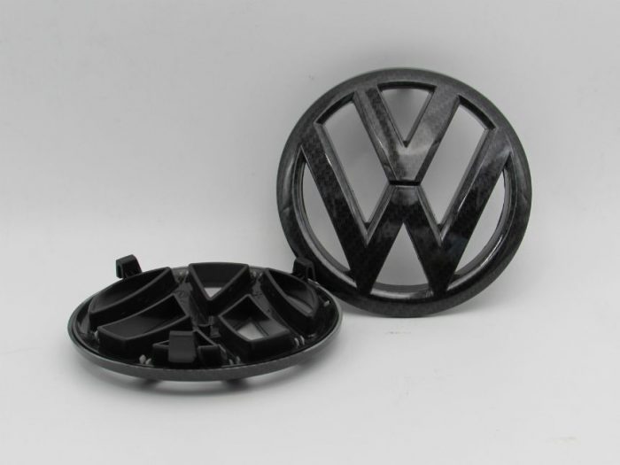 Emblem Logo VW Size 13.8cm Warna Hitam Motif Carbon