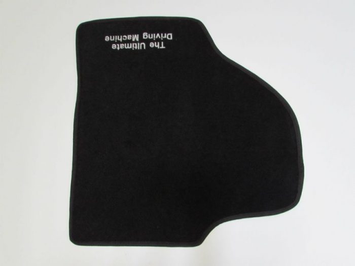 Karpet E90 Bahan Beludru Super Logo The Ultimate Driving Machine Warna Hitam