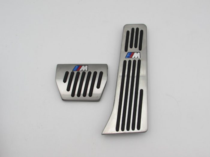 Pedal Set Matic BMW Logo Mtech Warna Silver Model Plug & Play (Kecuali BMW E39, F48, F32)