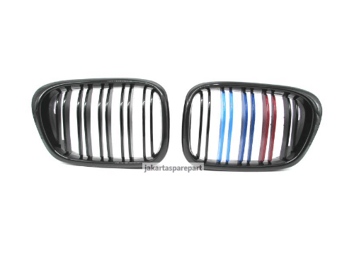 Grill BMW E39 Tahun 1995-2004 M Color Glossy Black Double Slats