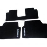 Karpet-BMW-Seri-1-E87-Bahan-Beludru-Super-Warna-Hitam-Logo-BIMMERS-2-Baris