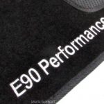 Karpet BMW Seri 3 E90 Bahan Beludru Kualitas Premium Warna Hitam Logo Tulisan E90 Performance - 2 Baris