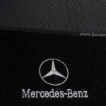 Karpet Mercedes Benz C-Class W202 Bahan Beludru Super Warna Hitam Logo Bintang Mercedes Benz - Sampai Bagasi