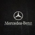 Karpet Mercedes Benz E-Class W123 Tahun 1977 Bahan Beludru Premium Warna Hitam Logo Bintang Tulisan Mercedes Benz - Sampai Bagasi