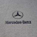 Karpet Mercedes Benz S-Class W220 Bahan Beludru Premium Warna Cream Logo Bintang Tulisan Mercedes Benz - 2 Baris